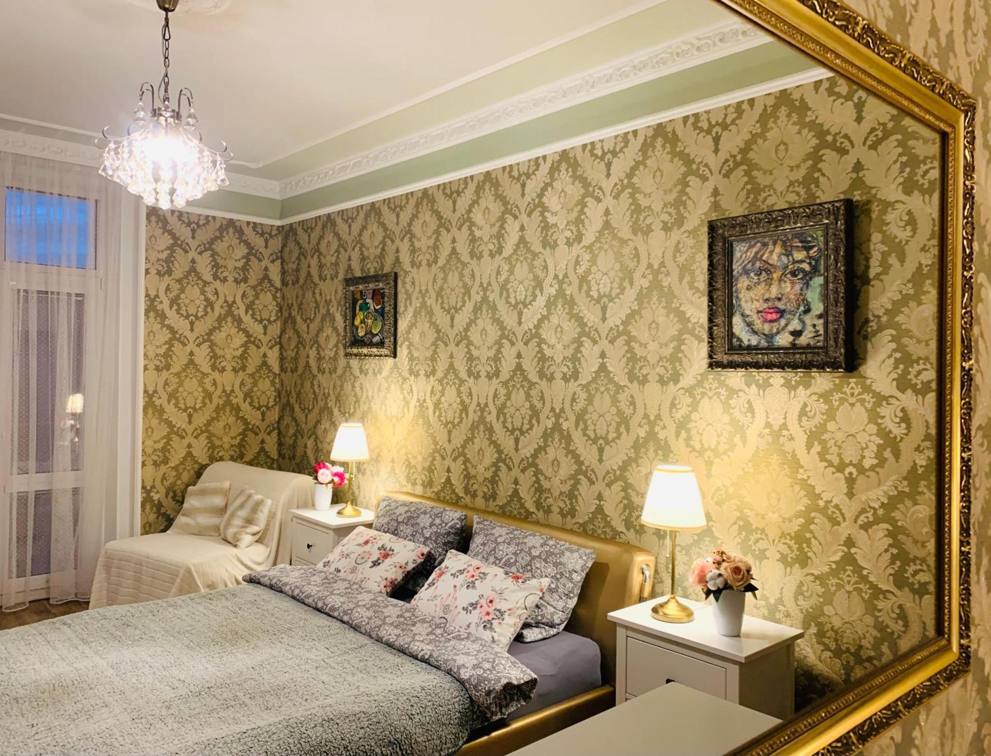 Romanceart Apartments 카를로비바리 외부 사진